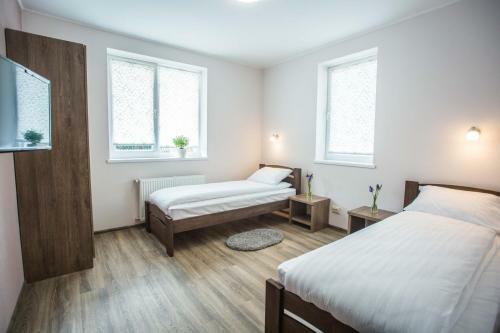 Apartments On Leva St.