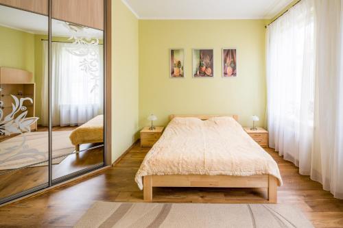 Apartamento Rynok Square 5