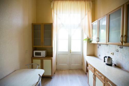 Apartamenty On Svobody Avenue 13