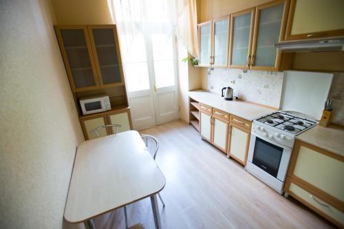 Apartamenty On Svobody Avenue 13