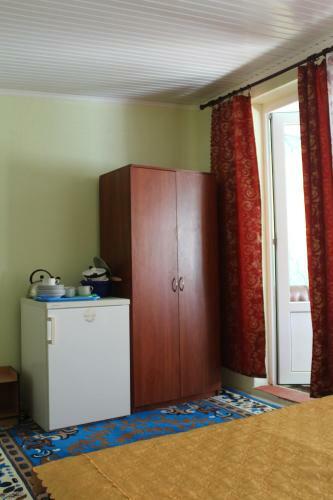 Hostal Arbuz Guest House