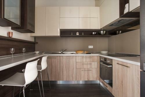 Modern Double Bedroom Apartment In Arkadia