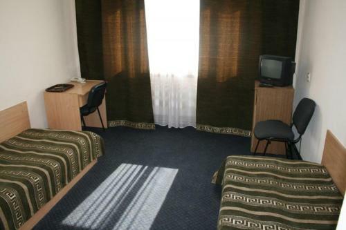 Hotel Zhovtnevyi