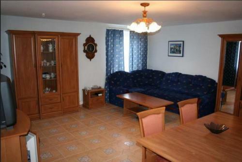 Hotel Zhovtnevyi