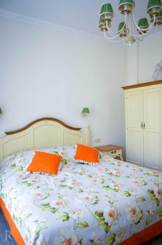 Hotel Maman
