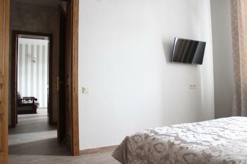 Hostal Barin House