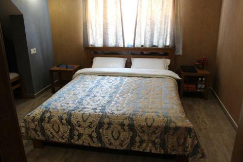 Hostal Barin House