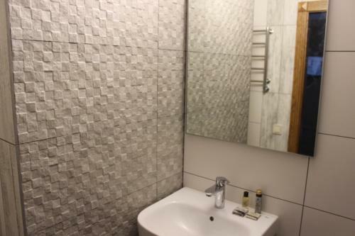 Hostal Barin House