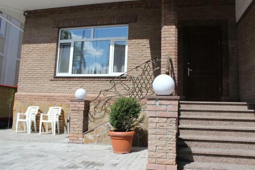 Hostal Barin House