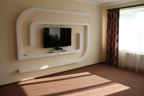 Hotel M?n? Gotel Pozitiv