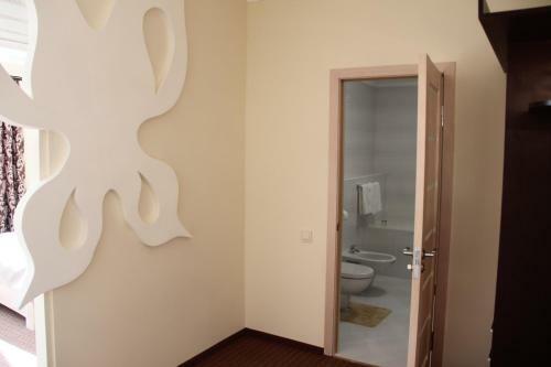Hotel M?n? Gotel Pozitiv