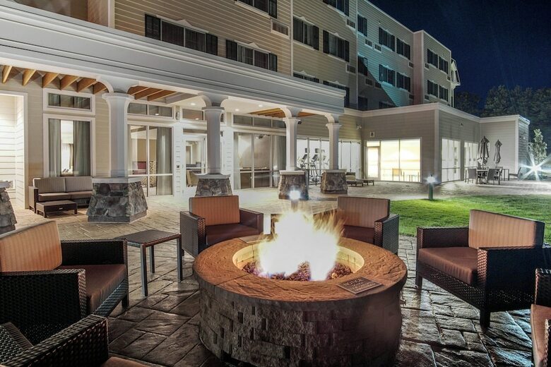 Hotel Courtyard By Marriott Lenox Berkshires