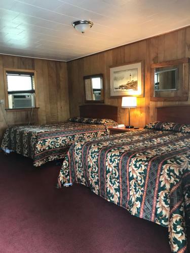 Pine Haven Motel
