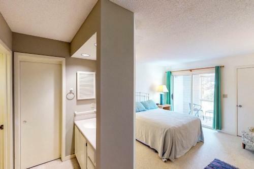 Villa 1807 Heron Point