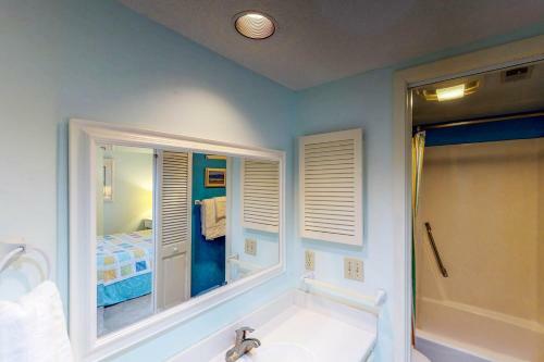 Villa 1807 Heron Point