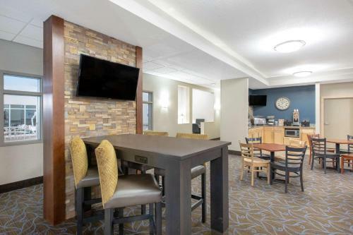 Hotel Americinn By Wyndham Humboldt