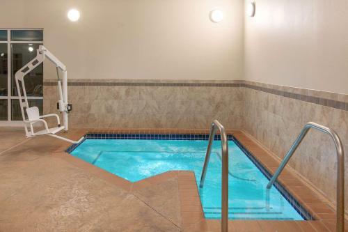 Hotel Americinn By Wyndham Humboldt