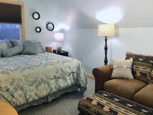 Hotel The Torch Lake Bed And Breakfast