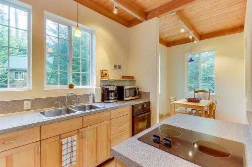 Camano Writer's Cottage