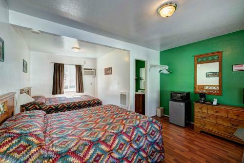 Motel Lake Shasta Lodge