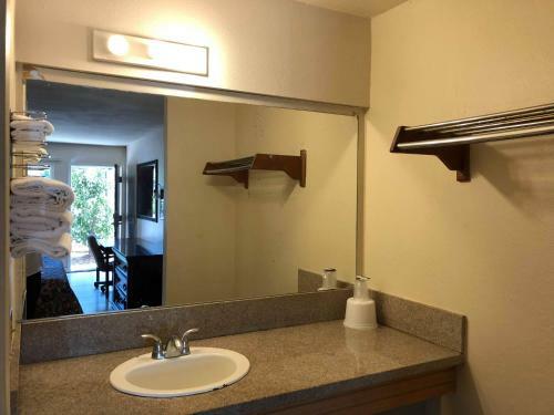 Motel Royal Inn