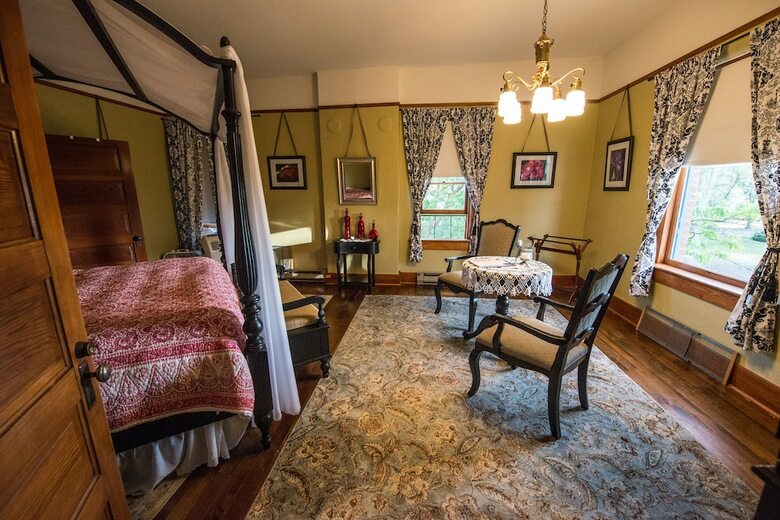 Balch Hotel