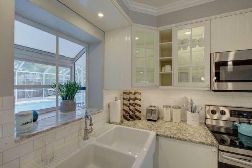 Sapphire Shores Pool Home