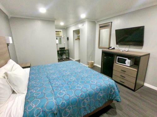 Hotel Budget Host Inn