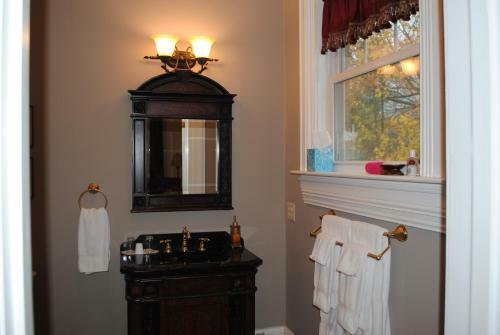 Trinkle Mansion Bed & Breakfast