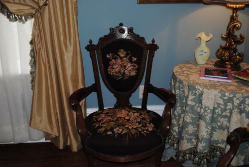 Trinkle Mansion Bed & Breakfast
