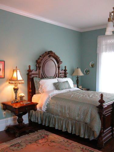 Trinkle Mansion Bed & Breakfast