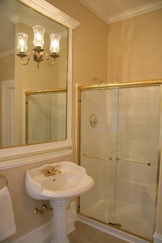 Trinkle Mansion Bed & Breakfast