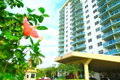 Apartamento Collins Condo #211334