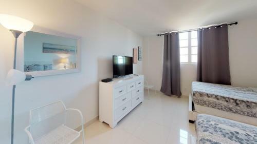Apartamento Collins Condo #211334