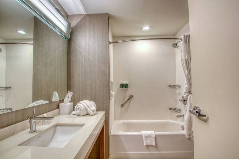 Hotel Courtyard By Marriott Fargo
