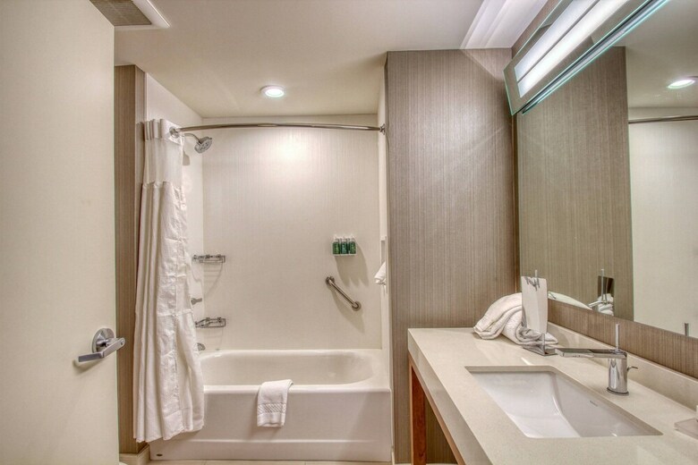 Hotel Courtyard By Marriott Fargo