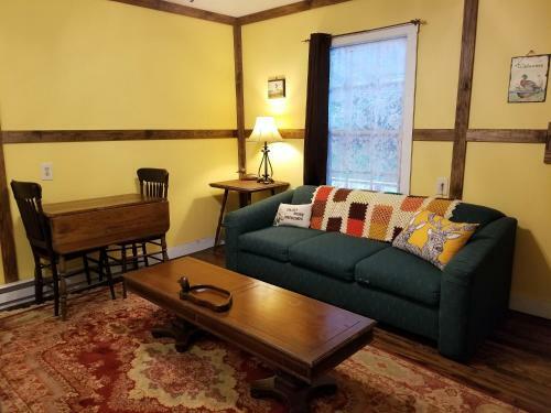 The Cabins At Healing Springs