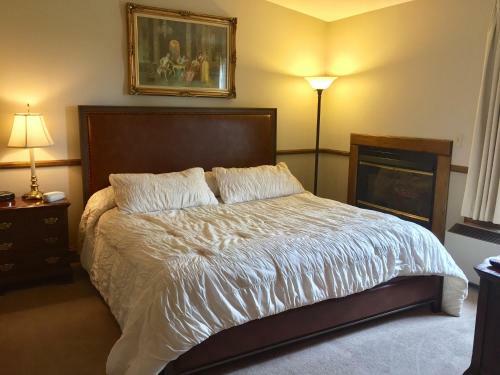 Posada Afton House Inn