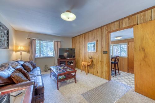 Cooper's River Cabin