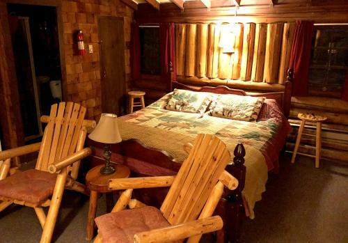 Lodge Rustic Log Cabins