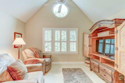 1006 Crooked Oaks Lane