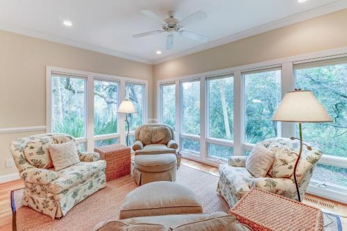 1006 Crooked Oaks Lane