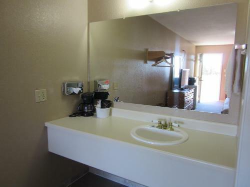 Motel Americas Best Value Inn Baird