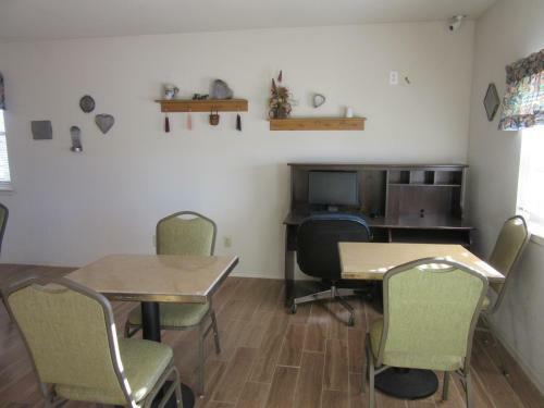 Motel Americas Best Value Inn Baird