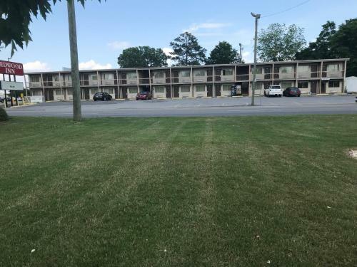 Motel Redwood Inn