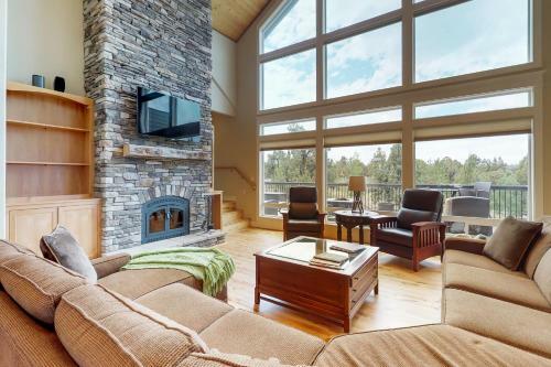 Bend Mountain View Retreat