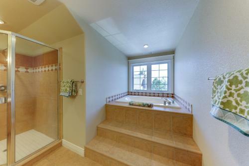 Bend Mountain View Retreat