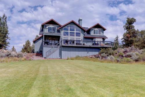 Bend Mountain View Retreat