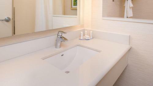 Hotel Fairfield Inn & Suites By Marriott Akron Stow