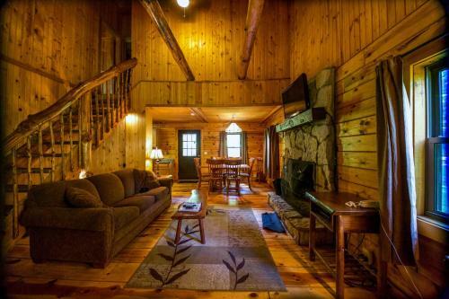 Sycamore - Hocking Hills Cabin